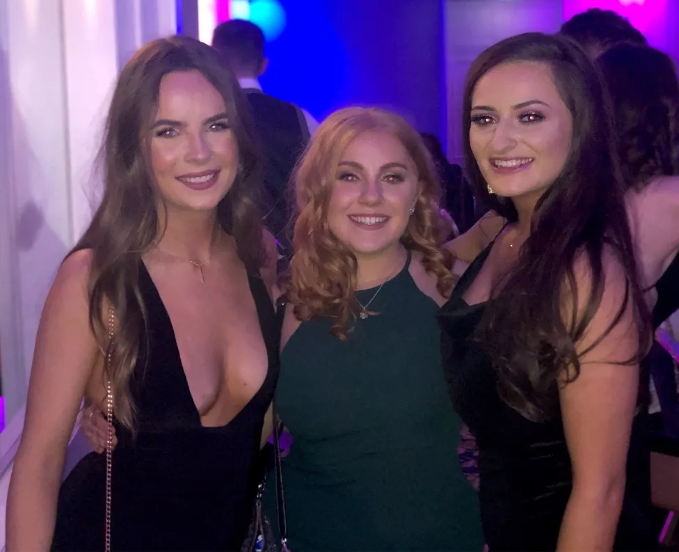 Graduation posted by SubmissiveTrapSamus