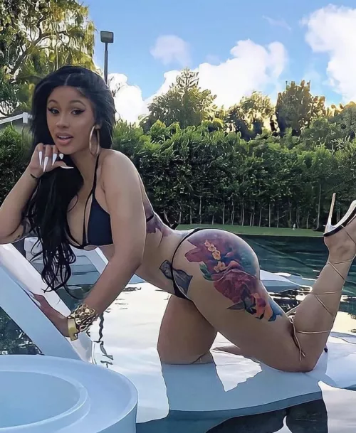 Great Body by TrannyHunterWorld