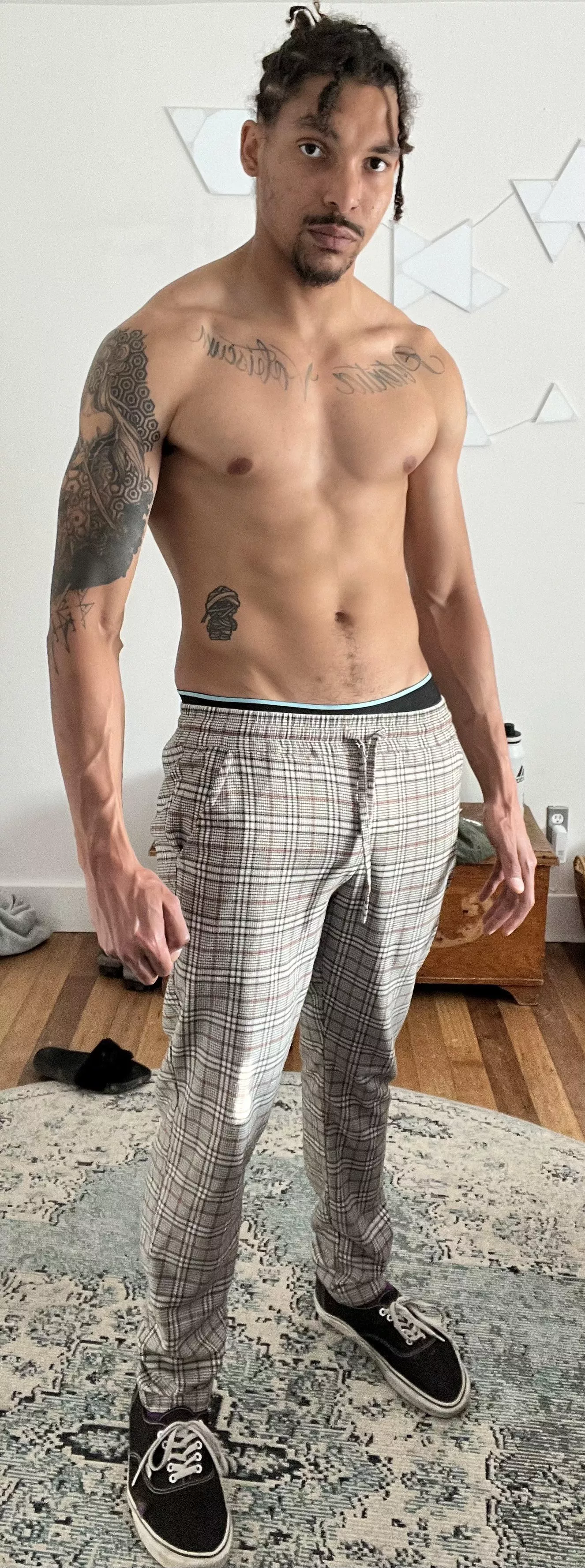 Great tools for leaving hand prints on ass cheeks posted by maxmilesishere