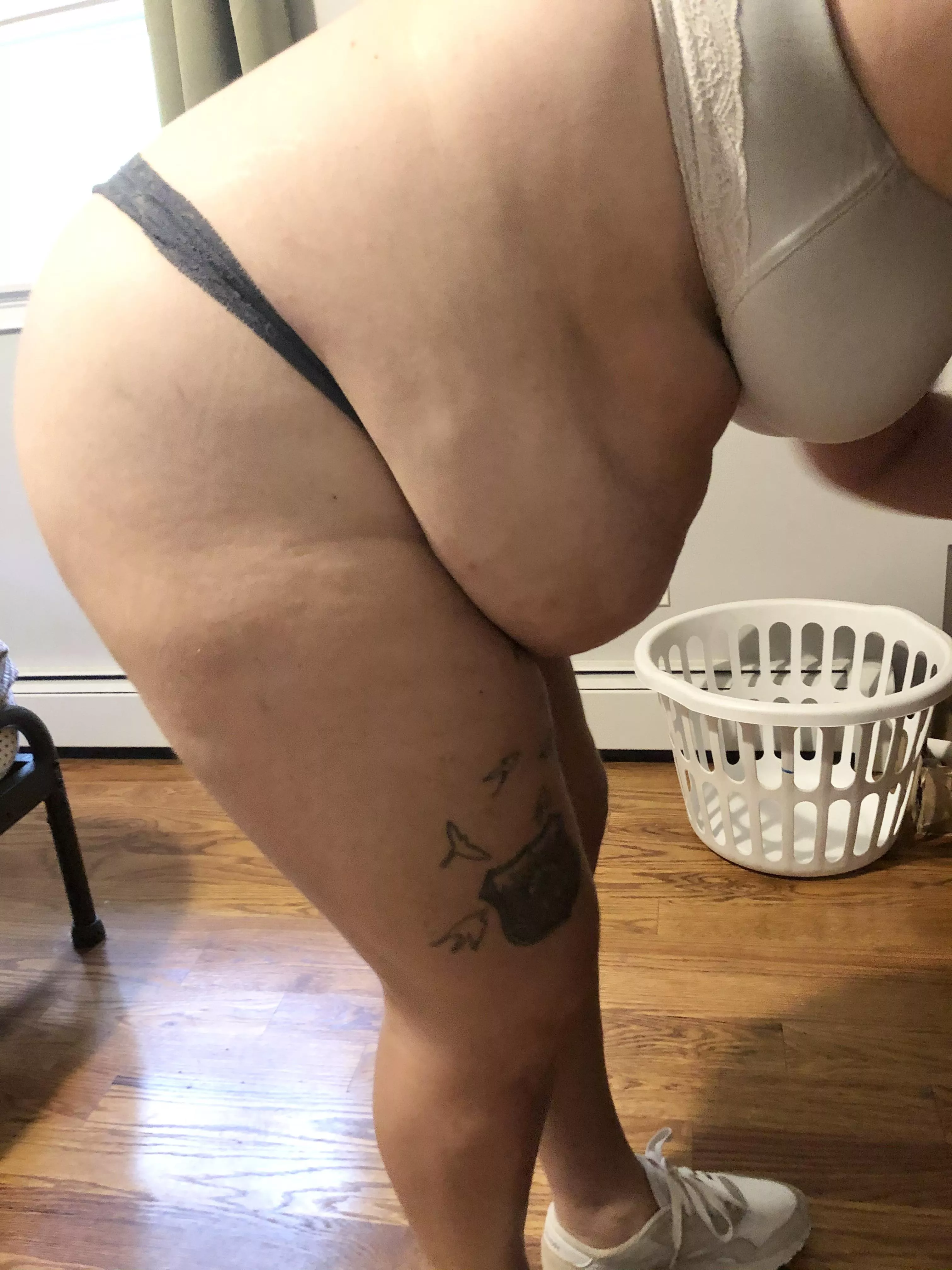 Greedy 🐖🤤 posted by youdirtyhoe