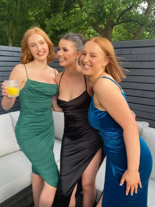 Green, black or blue? [3] by SirFucks-alot