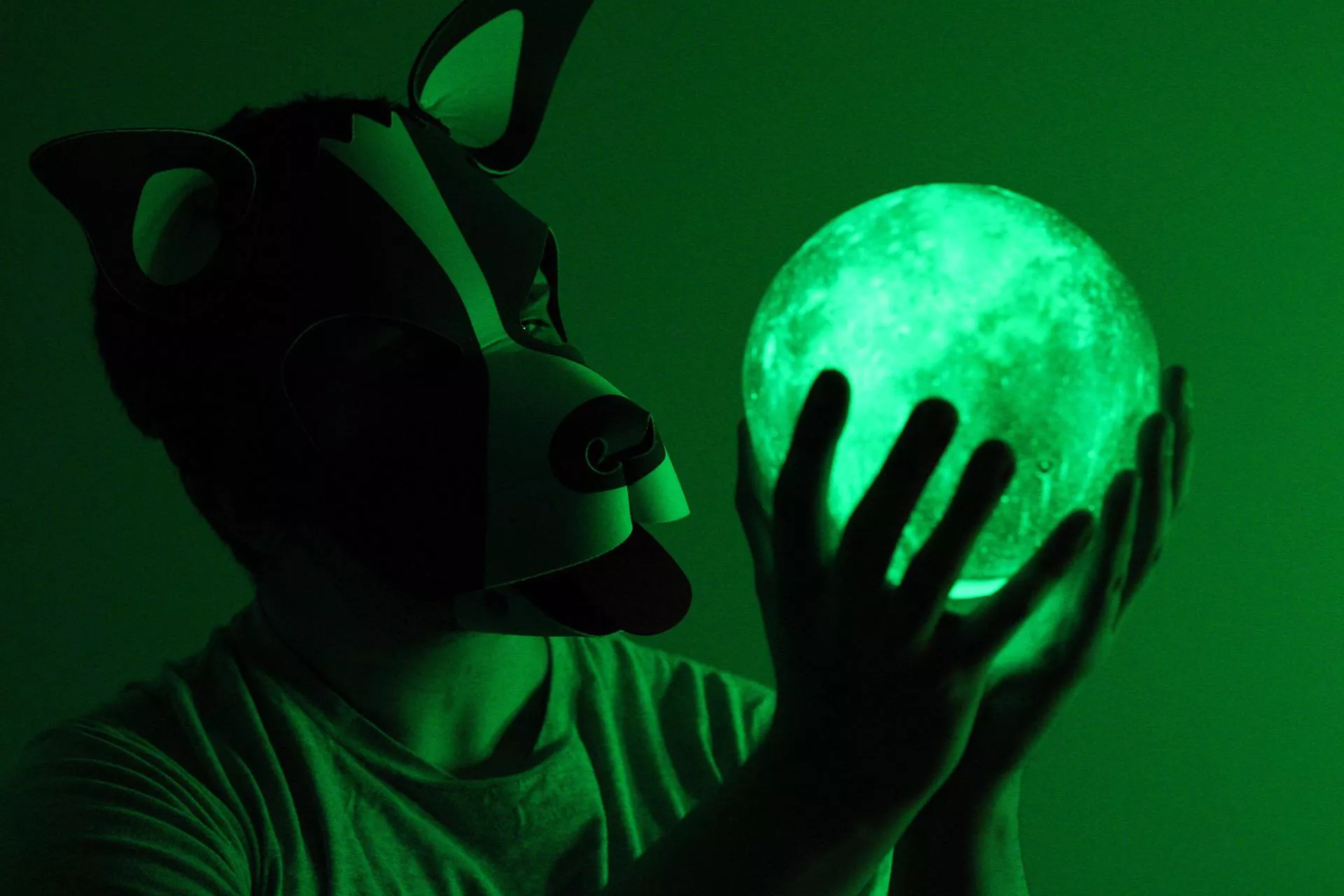 Green glow posted by pupzeke