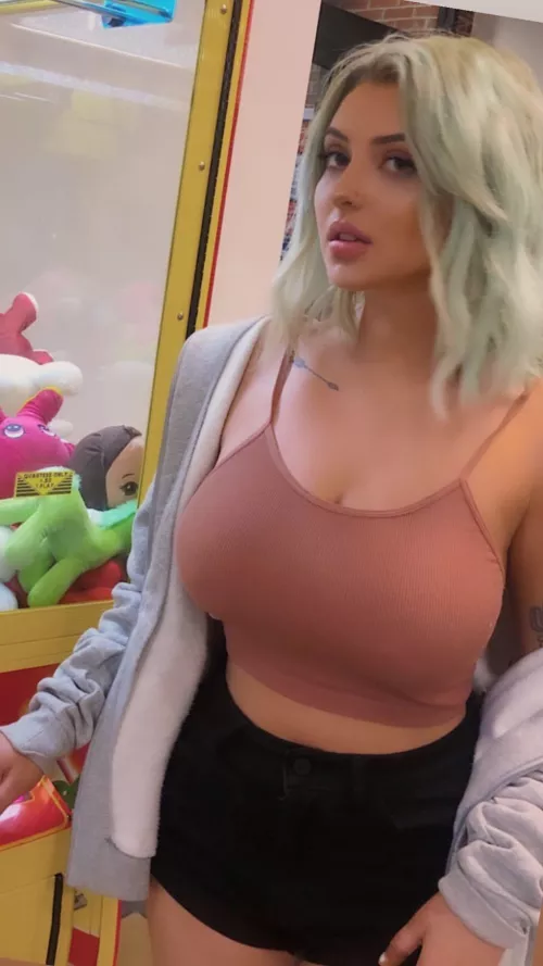 Green hair by kinkykat977