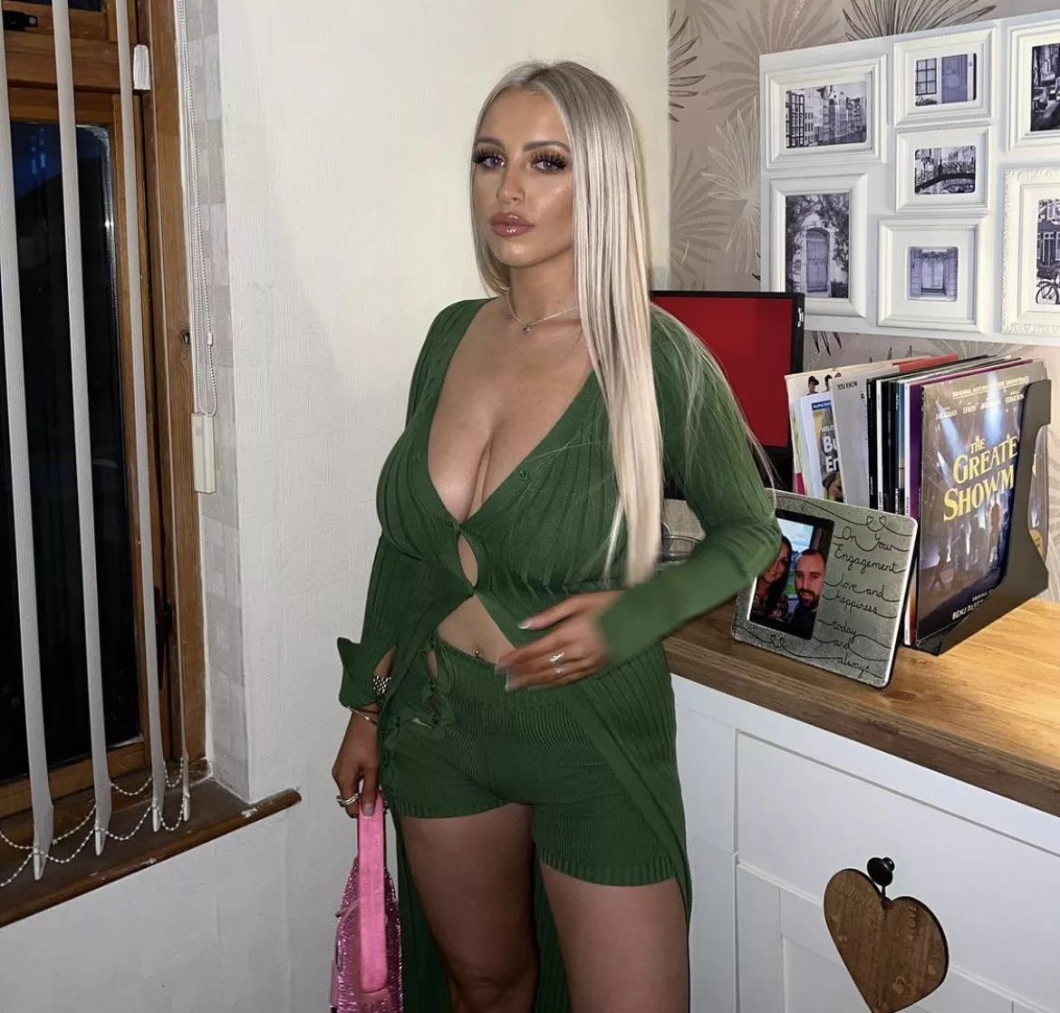 Green posted by Tinderm