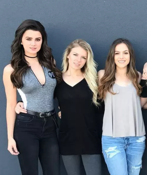 Grey background by Chaturbater1