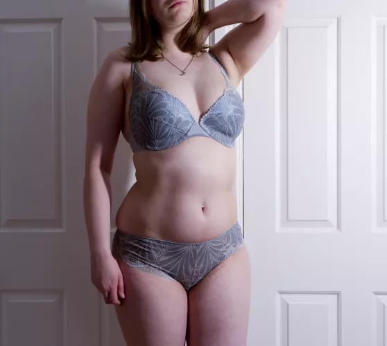 Grey, just like the weather ☁️ [f] by PsychEllie