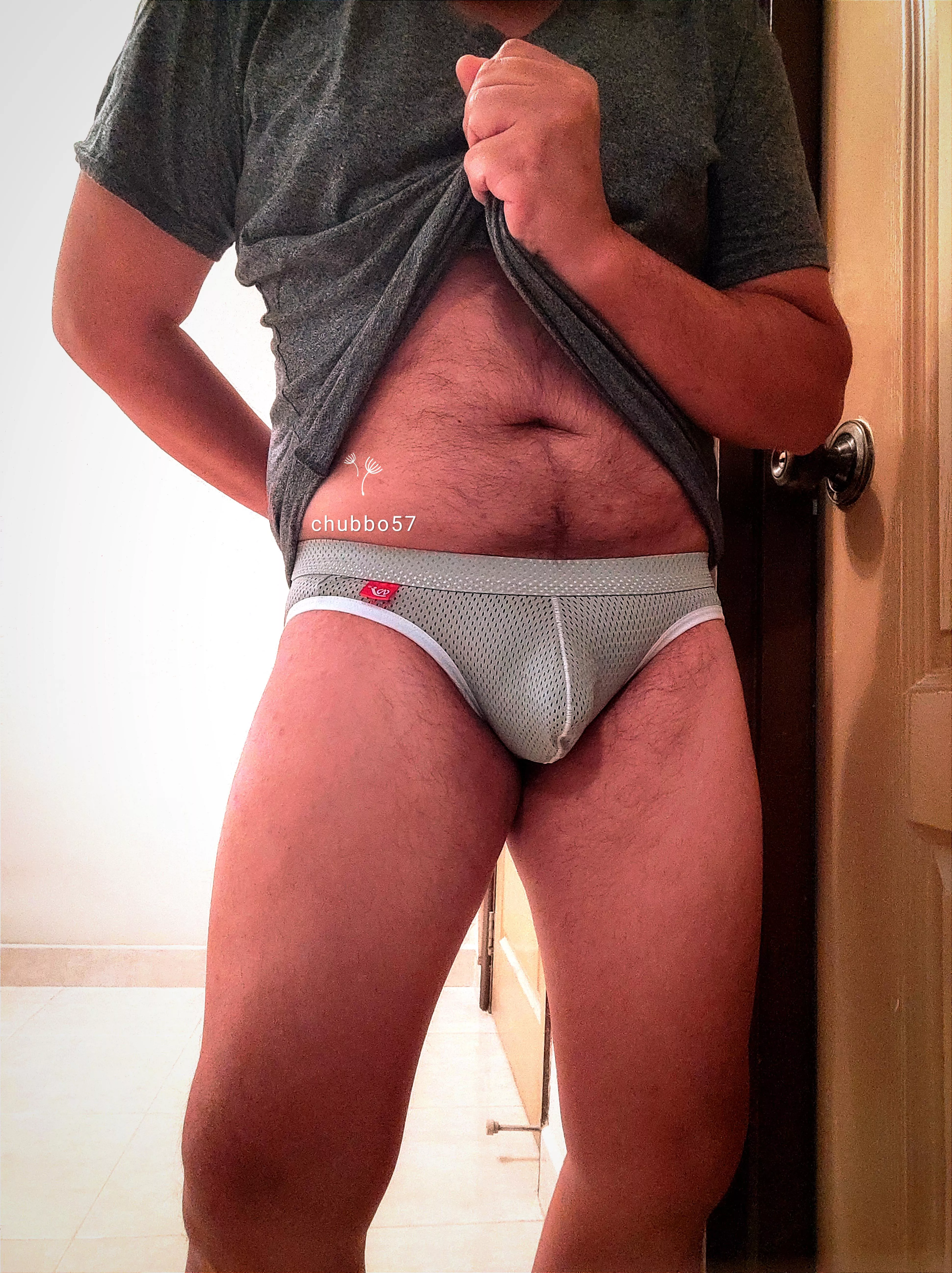 Grey Monday morning here. 🤍🌫️🐏🕐 posted by chubbo57