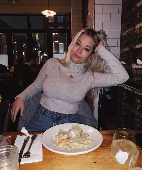 Grey shirt by civilrainy