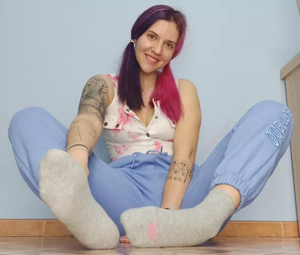 Grey socks, ready for a dinner? by MaryJunefeet