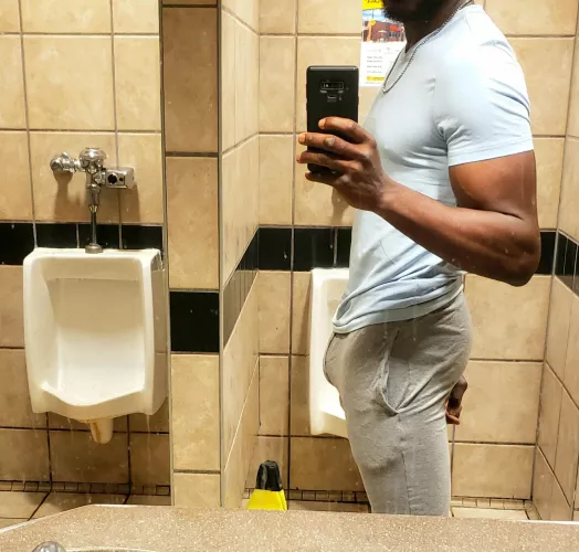 Grey sweats by ape40k