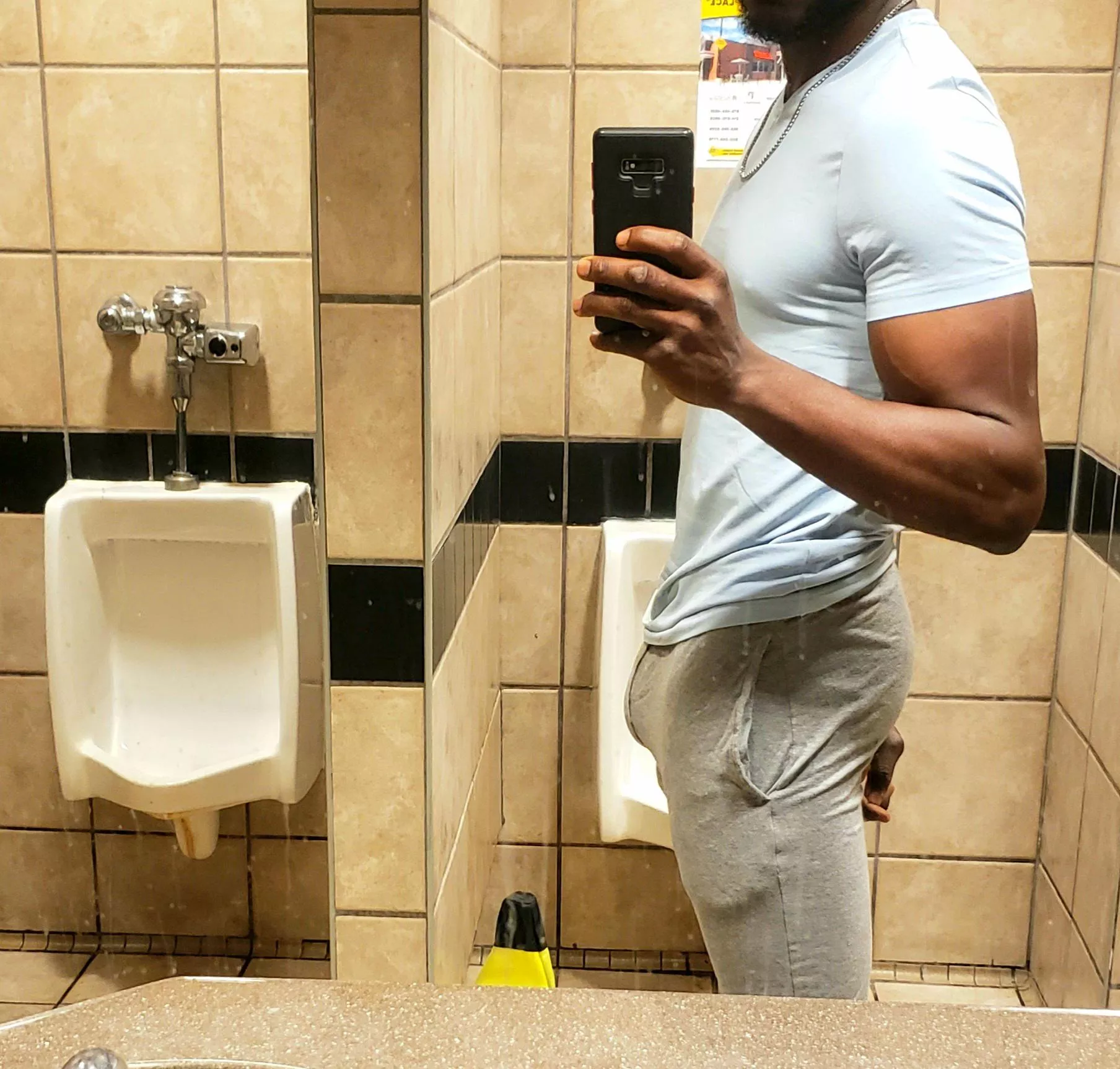 Grey sweats posted by ape40k