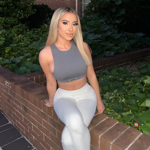 Grey Top by civilrainy