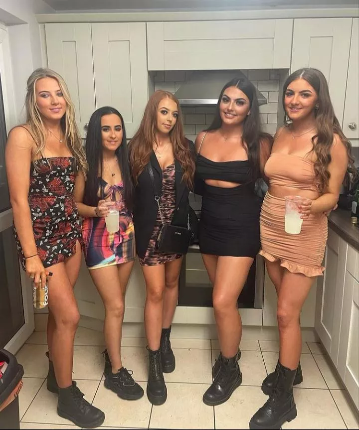 Group posted by corruptusextremis