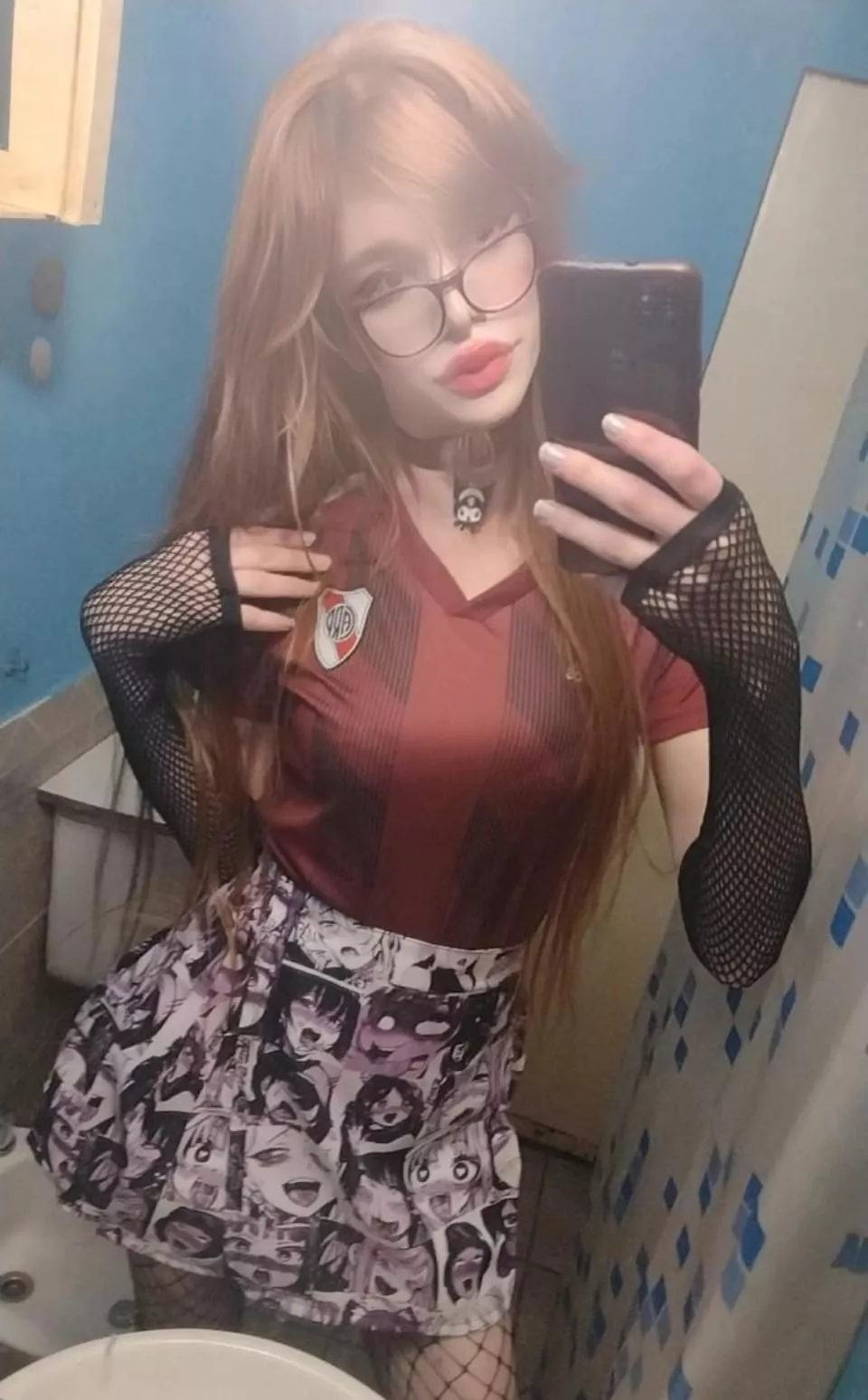 Guarantee I can blow your mind, mwah 💋 posted by redheadtgirl