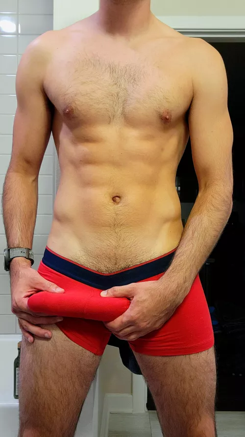 Guess how big it is 😜 by brocollirob