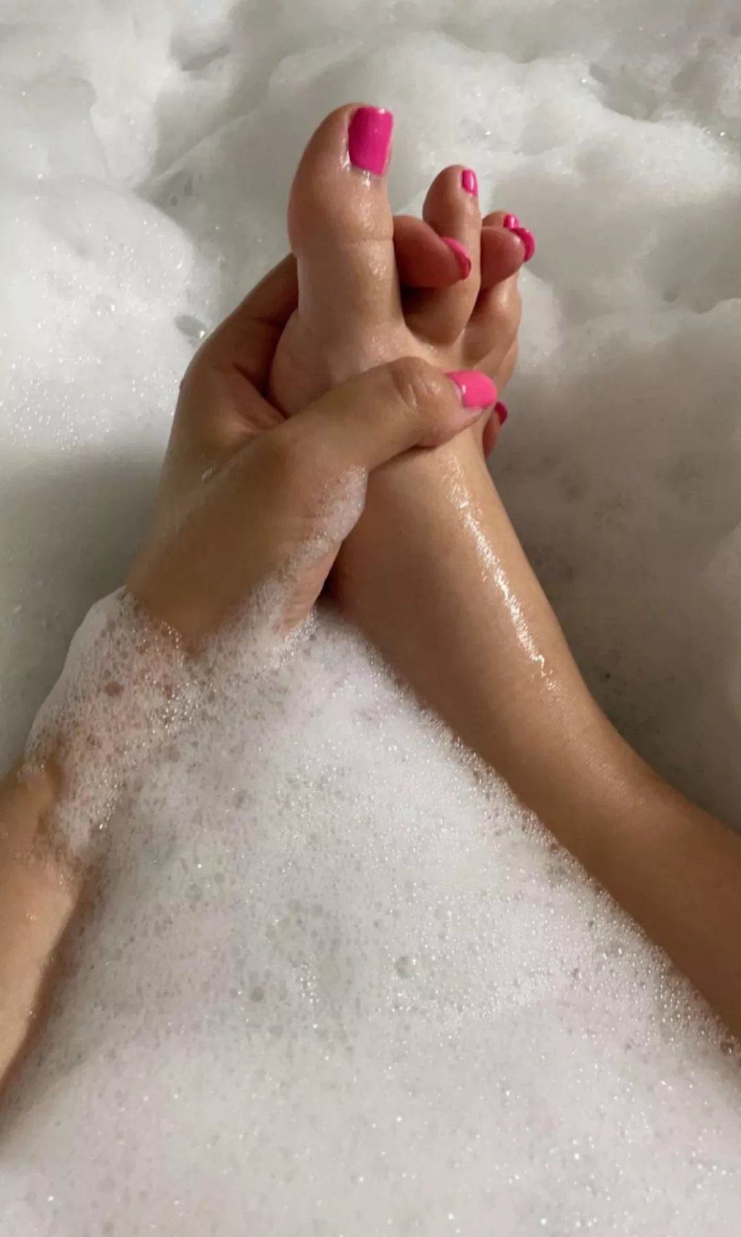 Guess I'll rub my own feet 😞 posted by HerPrettyFeet420