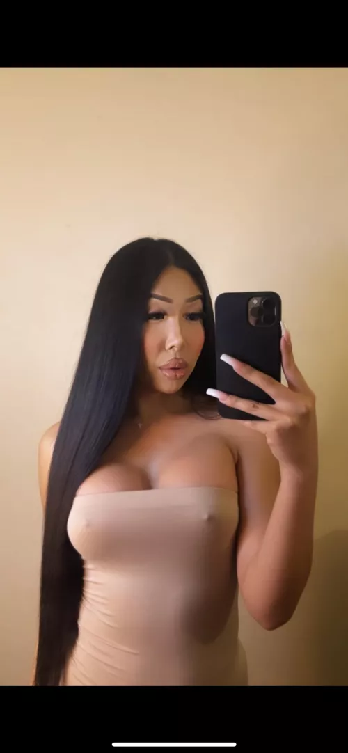 Guess what else is hard other than my nipples 😋🍆 by tsasiandoll