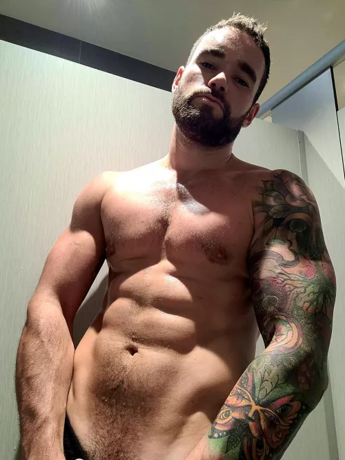 Gym buddy anyone? (M) by nalex_xxx