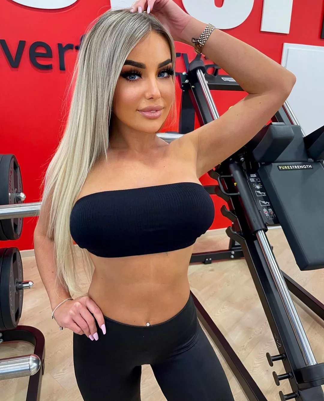 gym bunny posted by 10baremain