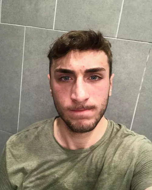 Gym day. 👌🏻 by Busy_Ease3091