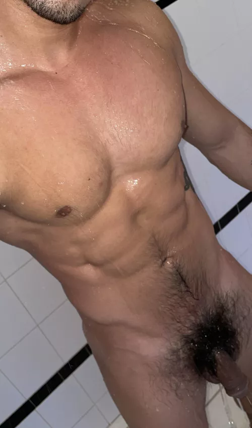 Gym locker room shower time 😜😈 by gymandscruff