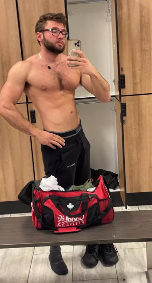 Gym pic ;) by dubstepdaddyx