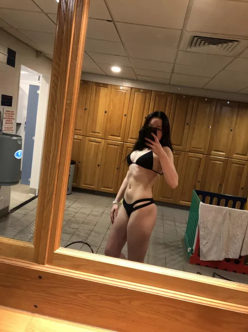 Gym Selfie 🙈 by Lilycroft