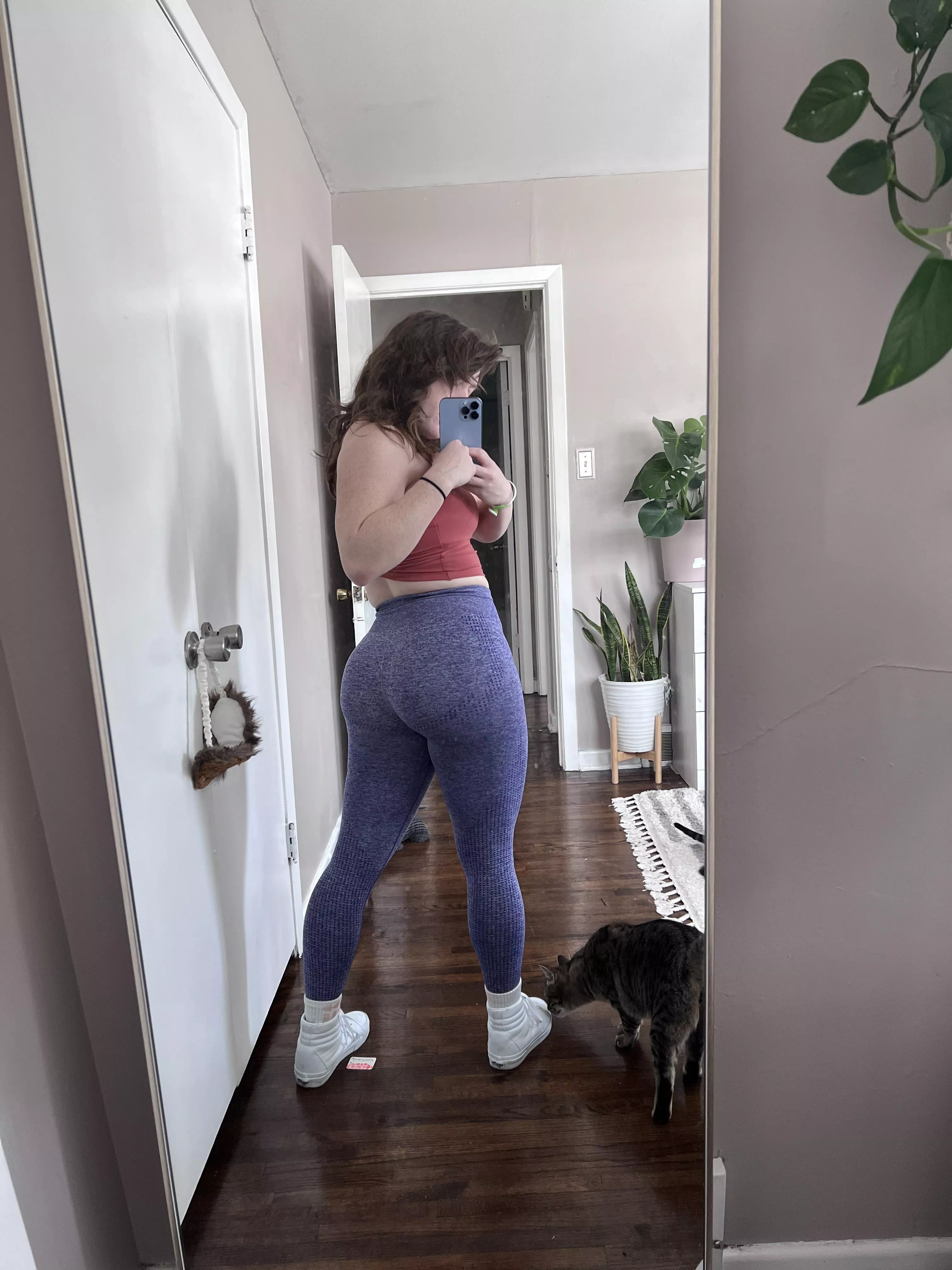 Gymshark leggings posted by freckledspirit