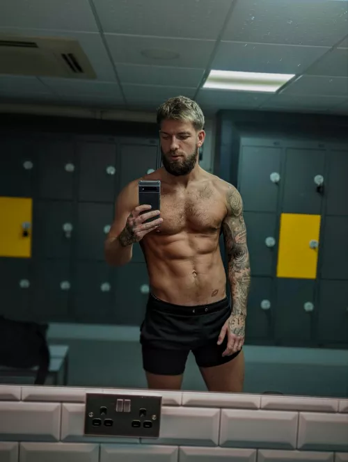 Had a good workout, but still got enough energy to fuck you senseless 😉 by scott_hudson_fitflex