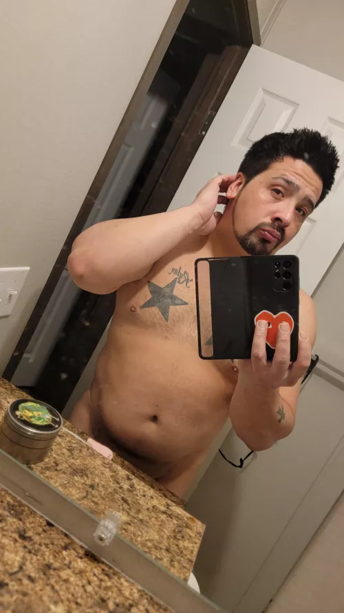 Had to go to the other bathroom so I didn't get caught by my bf lol glad my son isn't here bc I used his bathroom by Yourstreamer