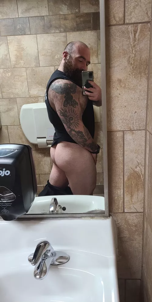 had to show off my ass at home Depot by kennex22