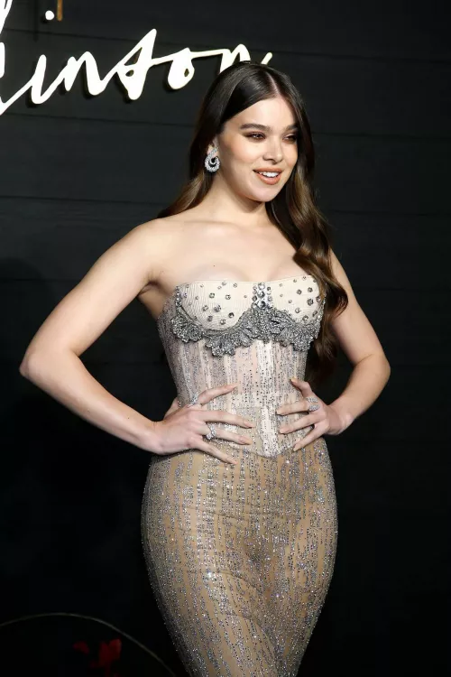 Hailee Steinfeld by ononothimagen