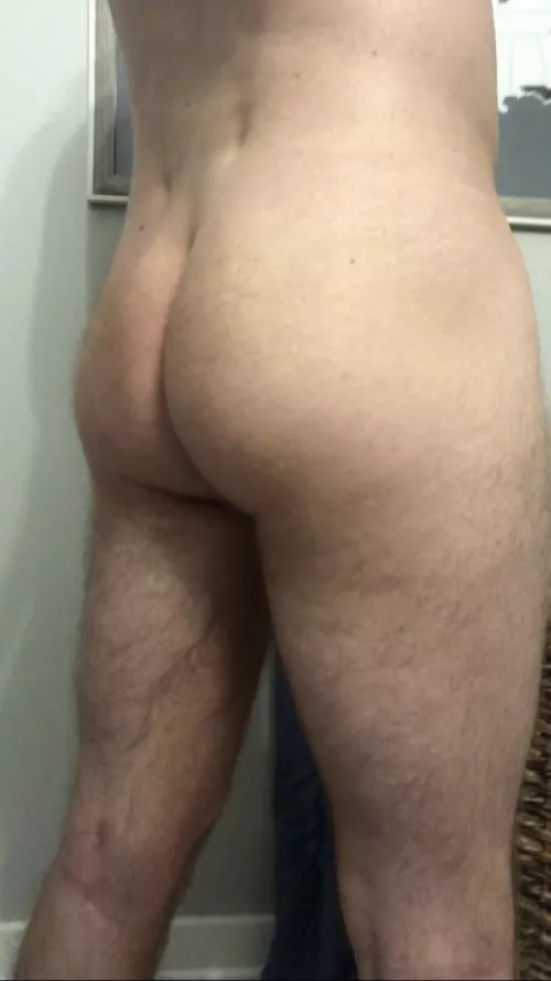 Hairy with some dimples by FFSneakysneaky