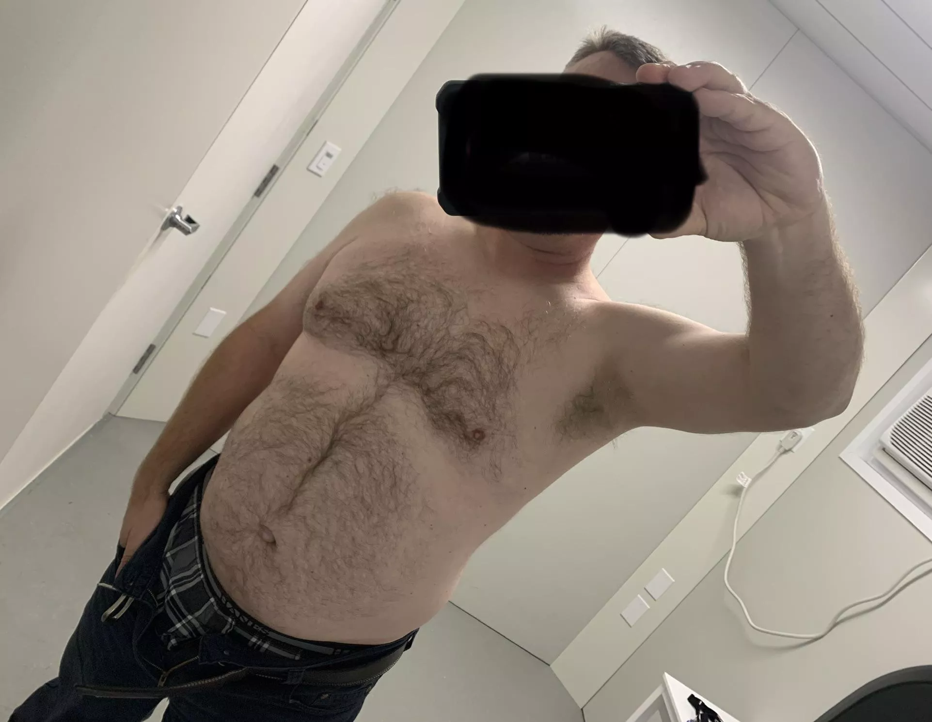 Half way to Friday!! (47) posted by ScoobyIdol