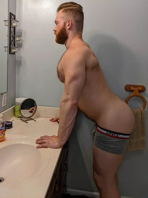 Half-assing it 😜 by Cosmic-Bro