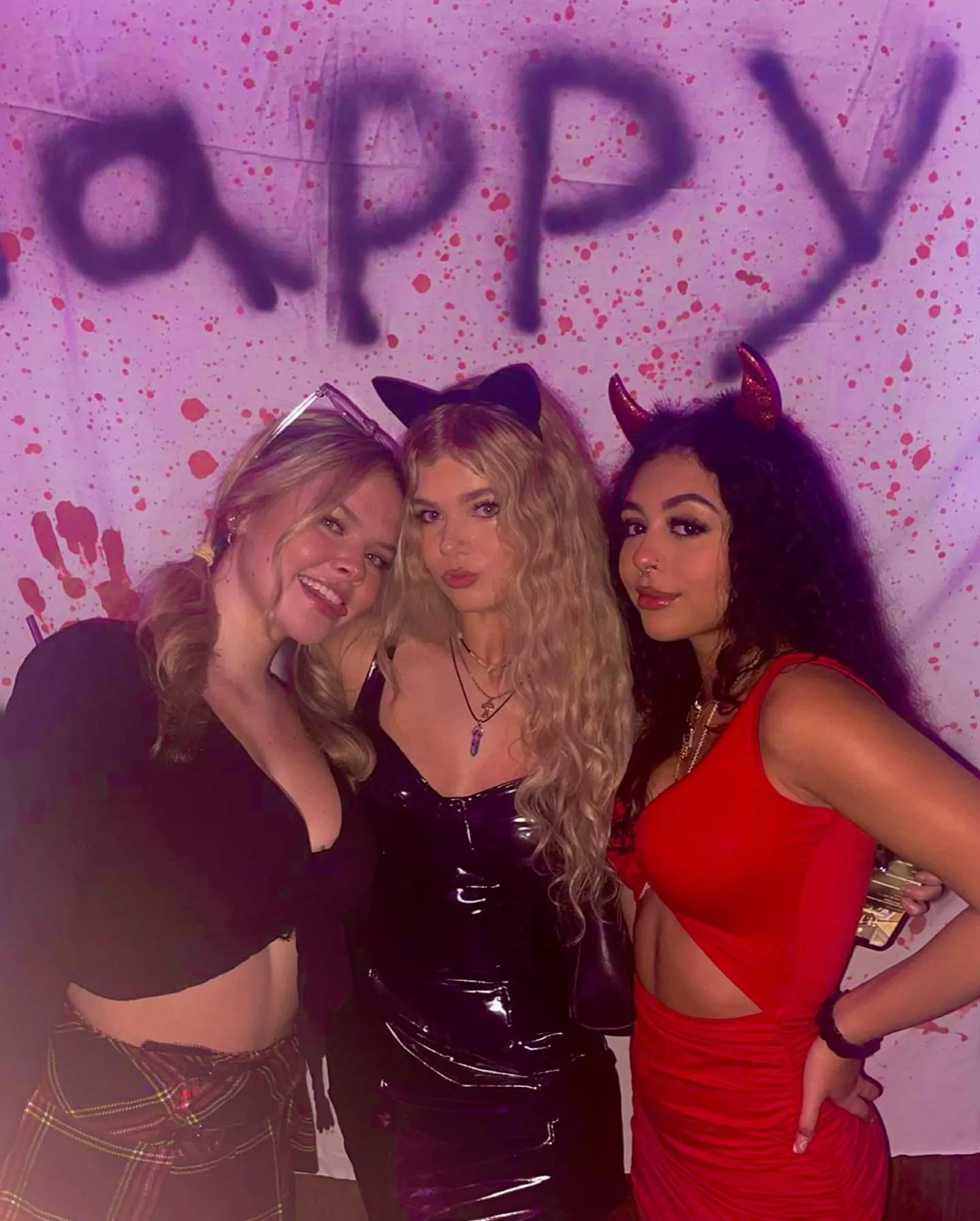 halloween posted by siimple_code