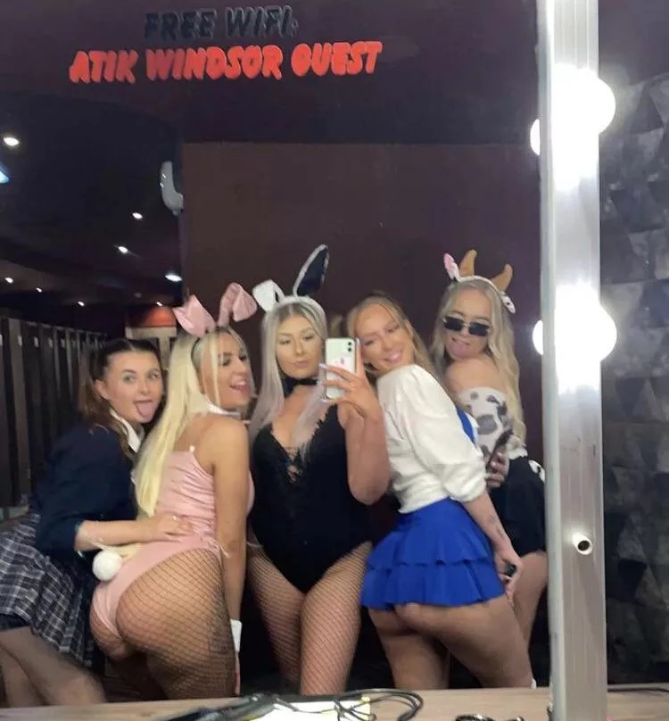 Halloween posted by ImprovementLost660