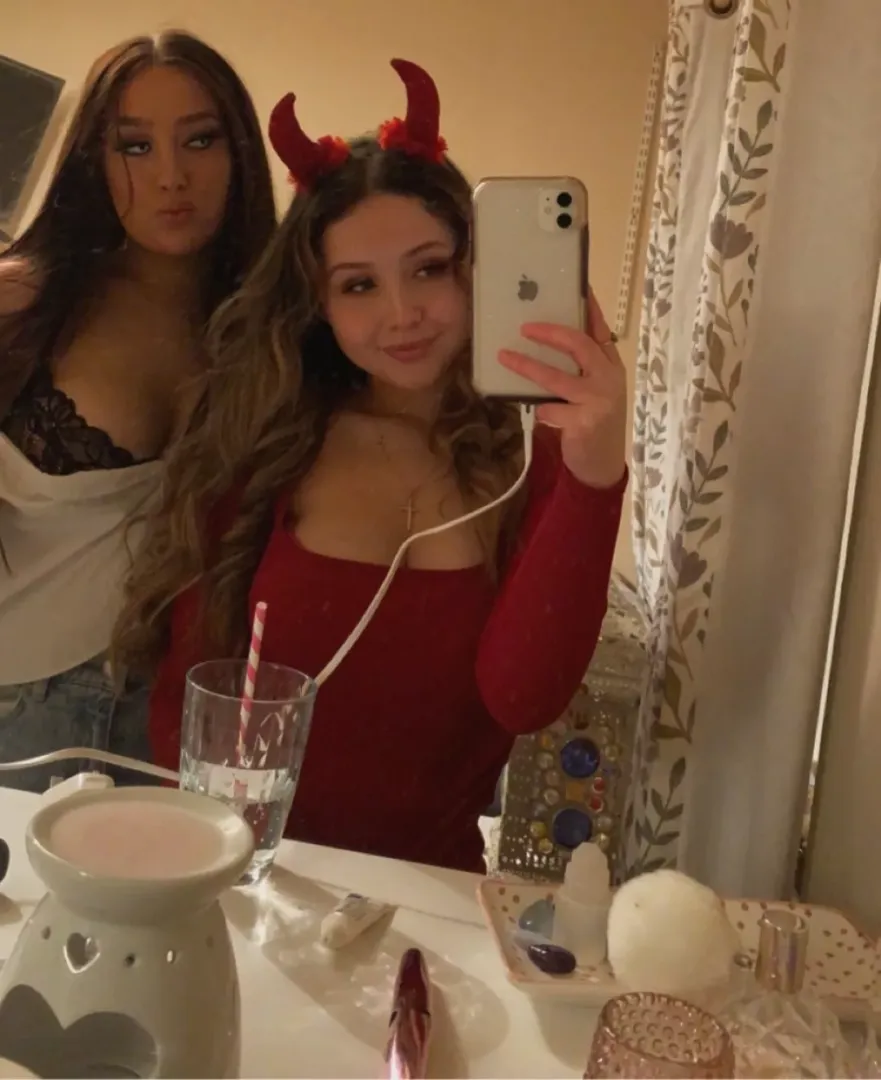 Halloween cuties getting ready posted by celebluver666