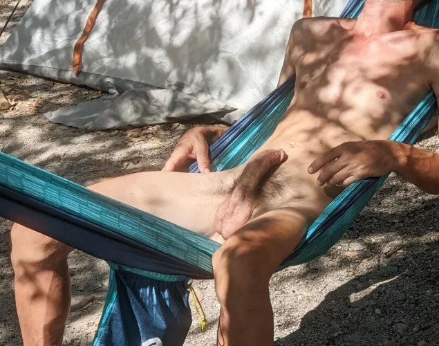 Hammocking by xhibition1