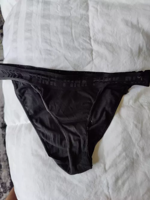 Hamper thong by steelknuckles