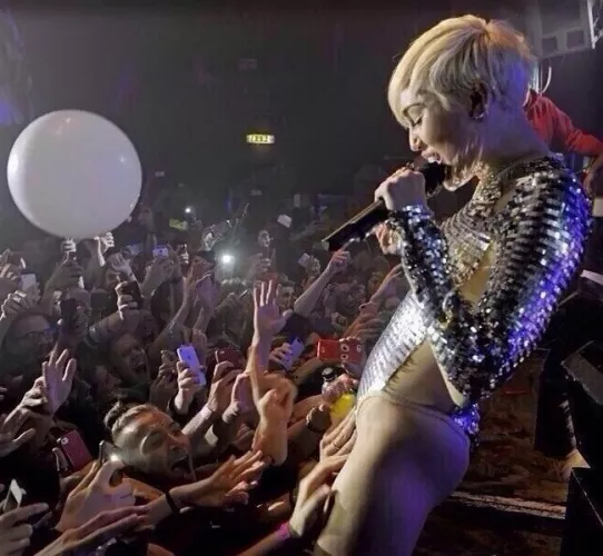 Hand full of Miley (NSFW) by Ccolt4789