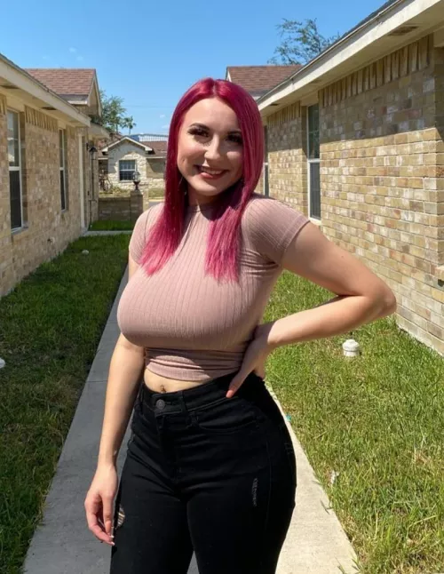 hand on the hip for balance by Lev-Parnas