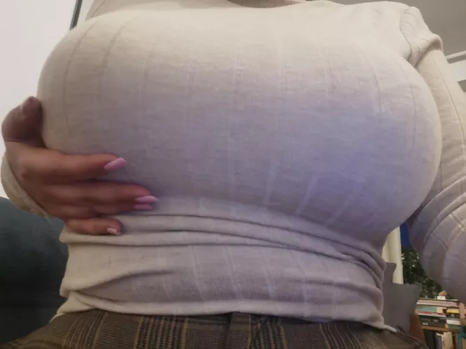 Handful by DudleyWeetslade