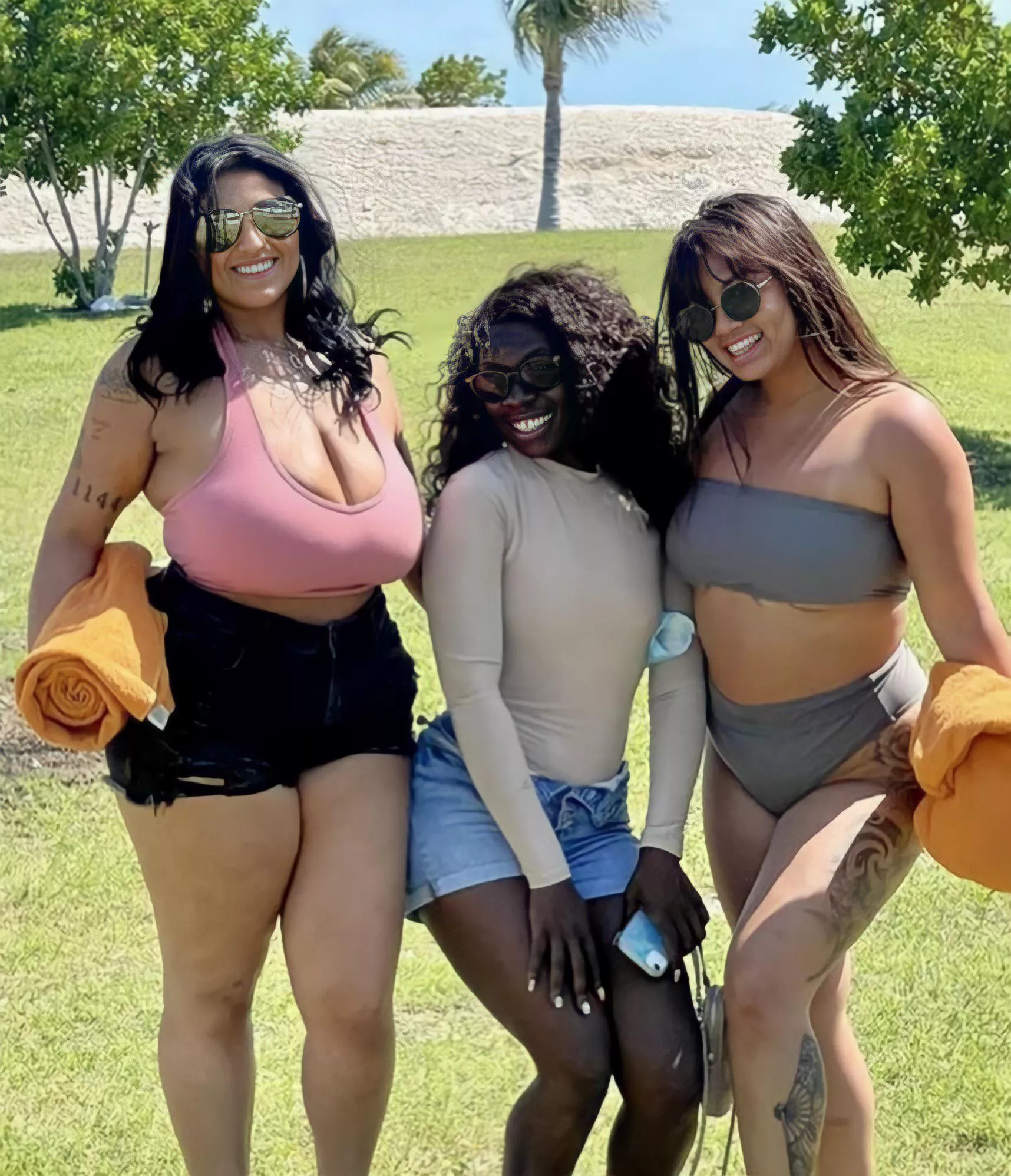 Hangers with friends posted by skipstoneonglasslake