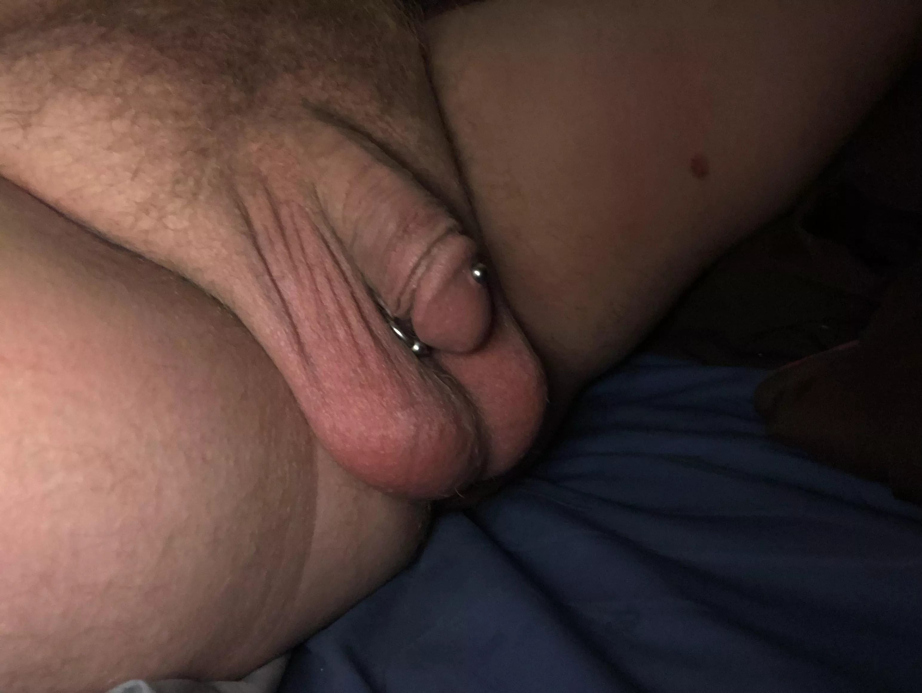 Hangin Low posted by Dukeliam89