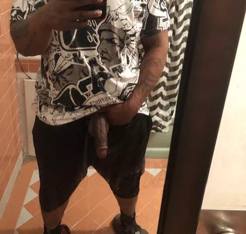 Hanging around posted by deepdiver59