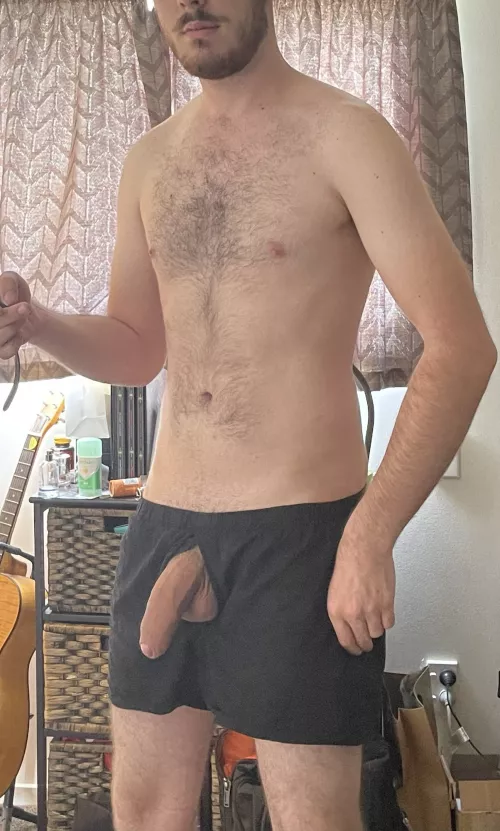 Hanging heavy by DumpsterDivingFox