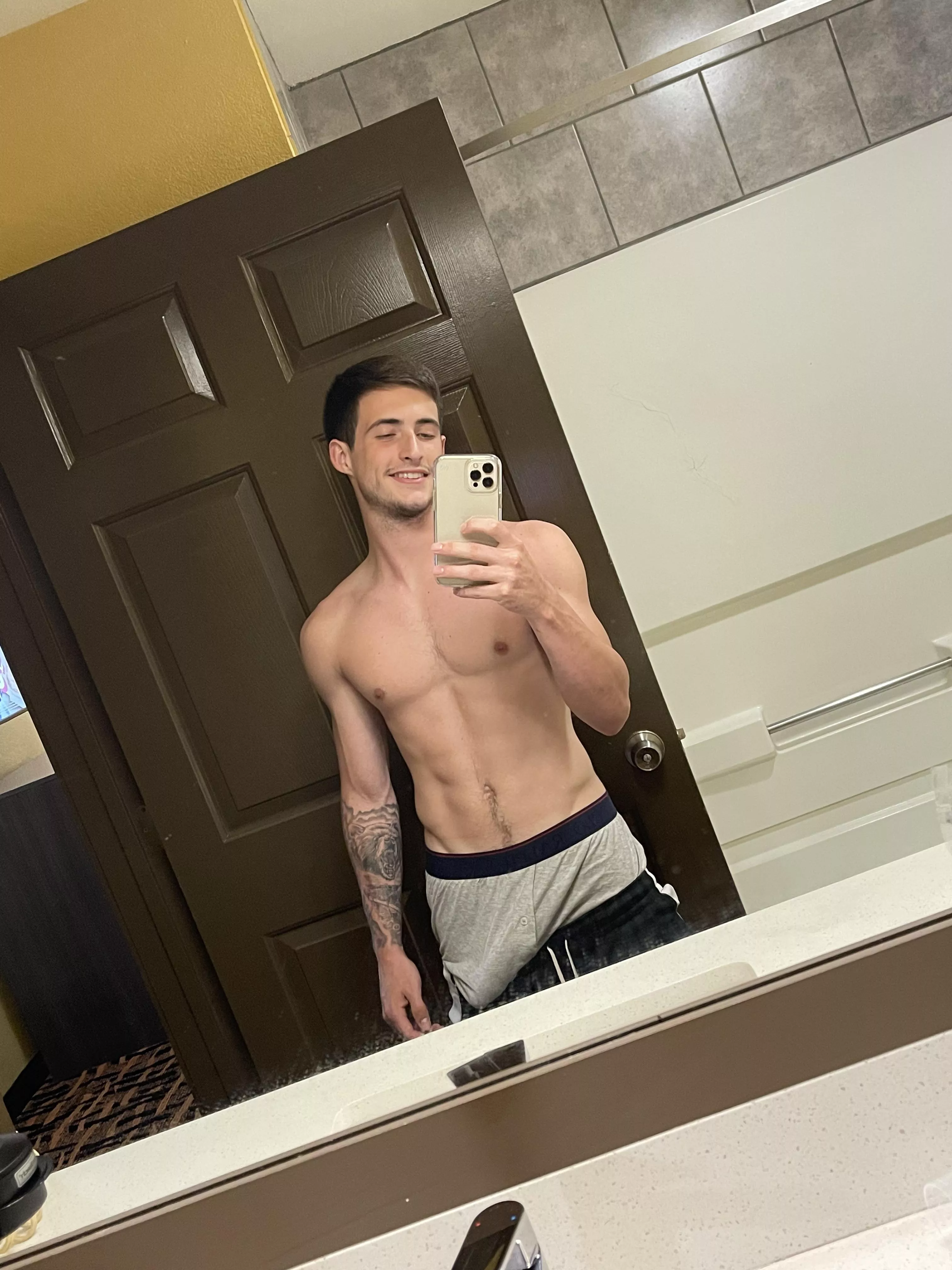 Hanging out posted by MaxPriceOF