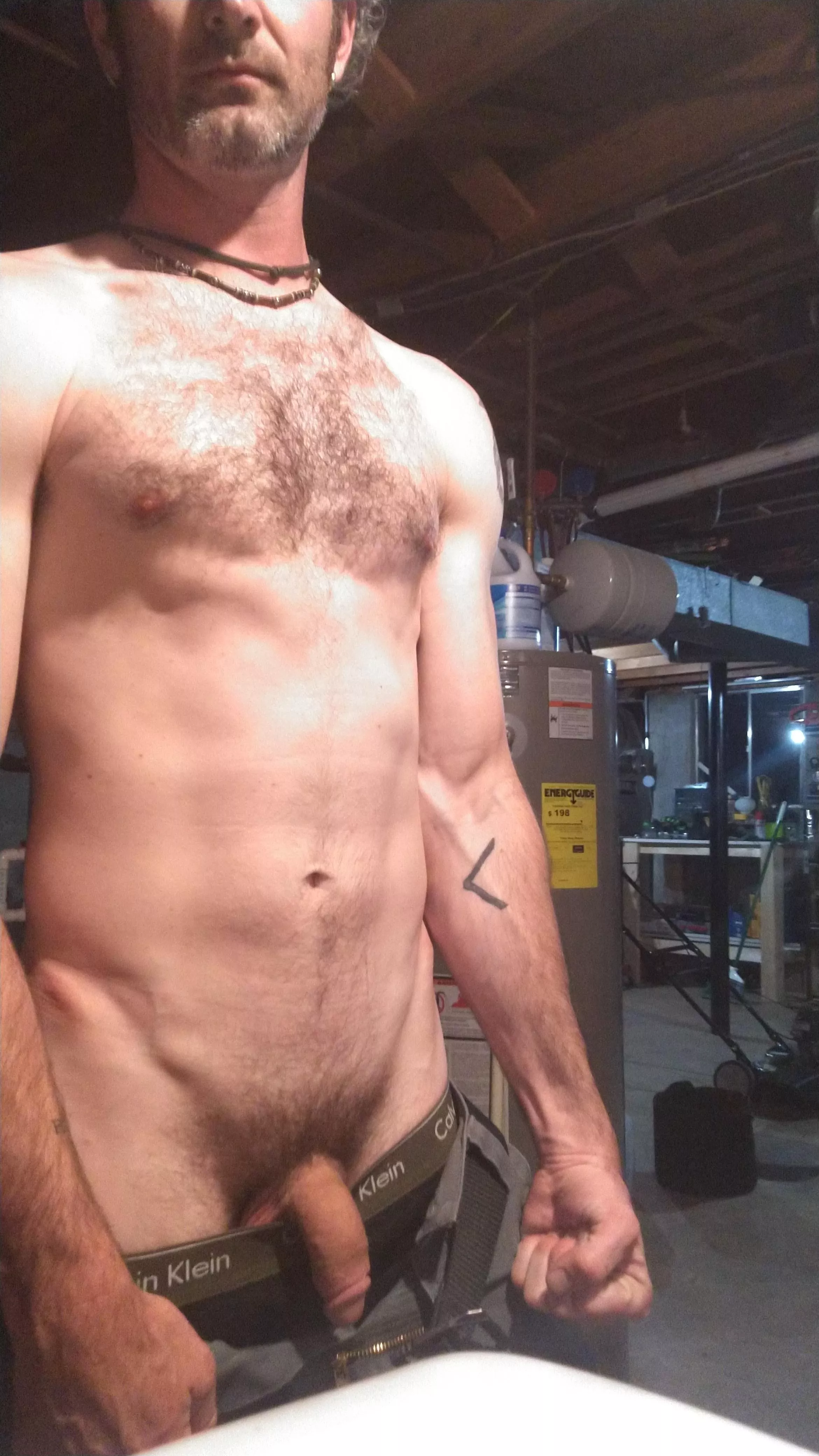 hanging out doing laundry posted by gruntphilosopher