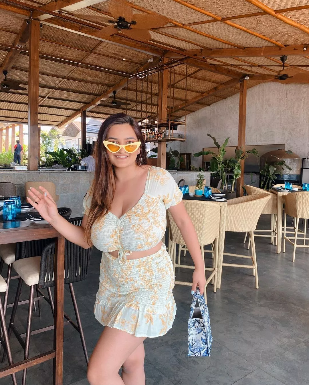 Hanging tiddies posted by chriss_66